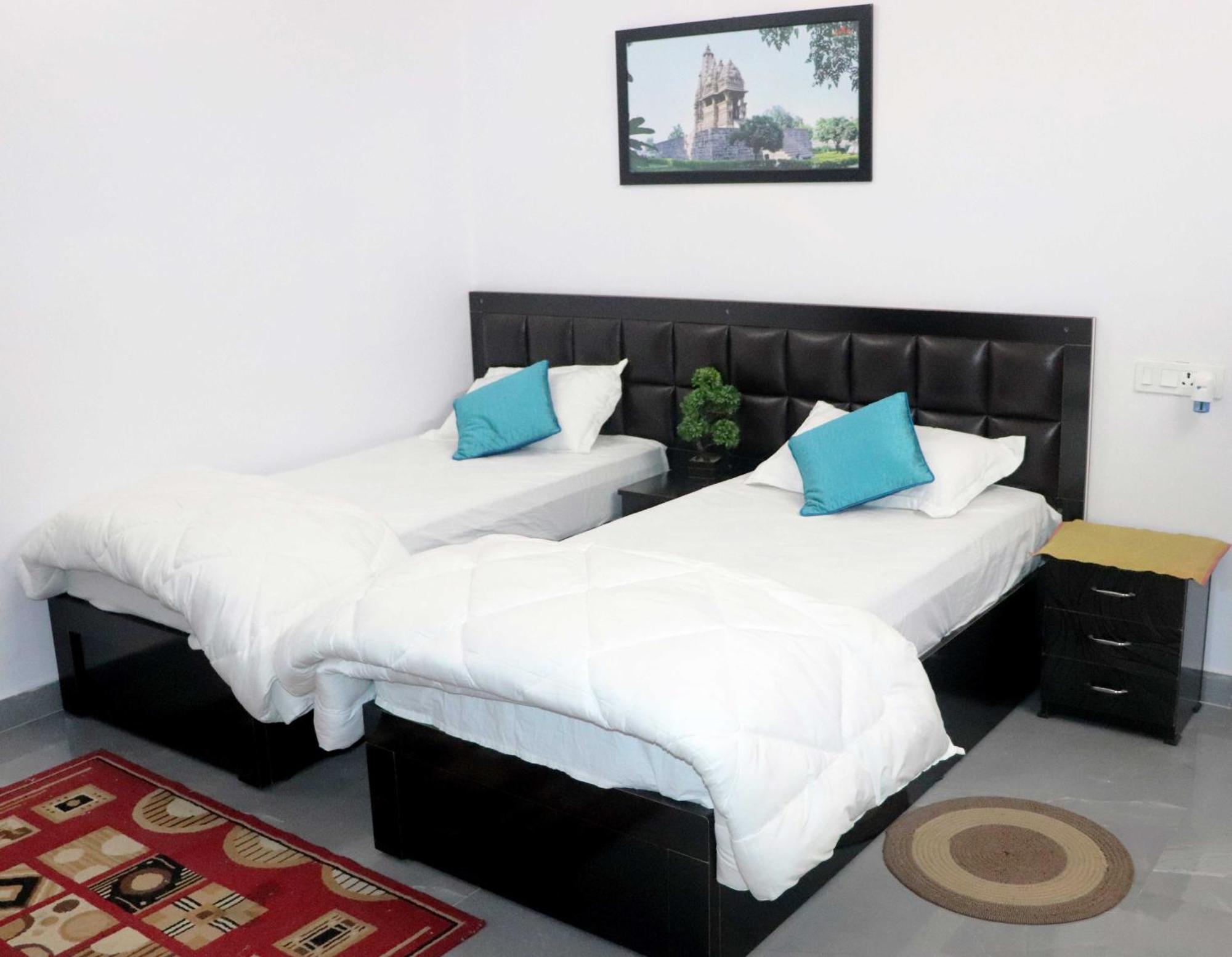 Khajuraho Glory Homestay Экстерьер фото
