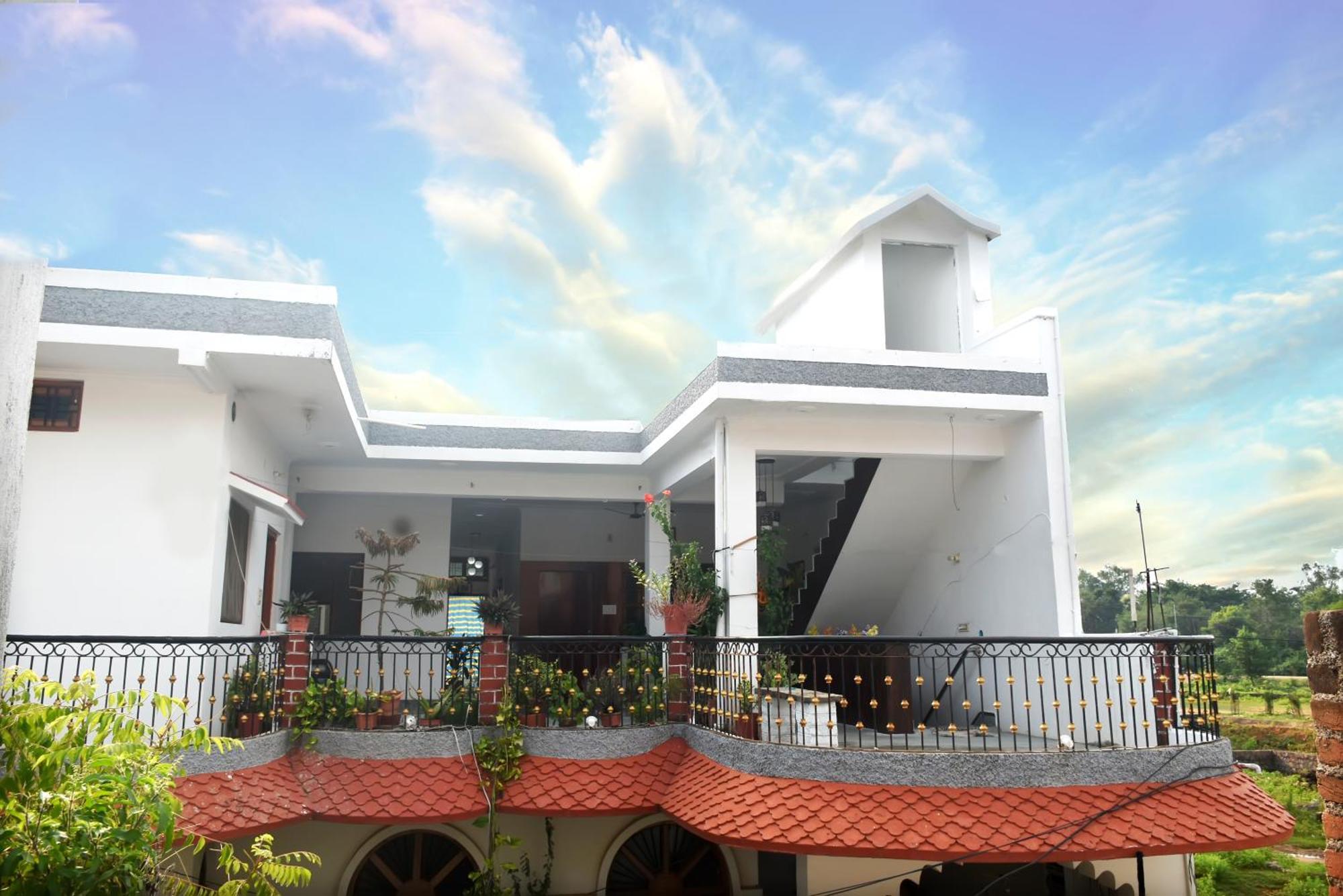 Khajuraho Glory Homestay Экстерьер фото