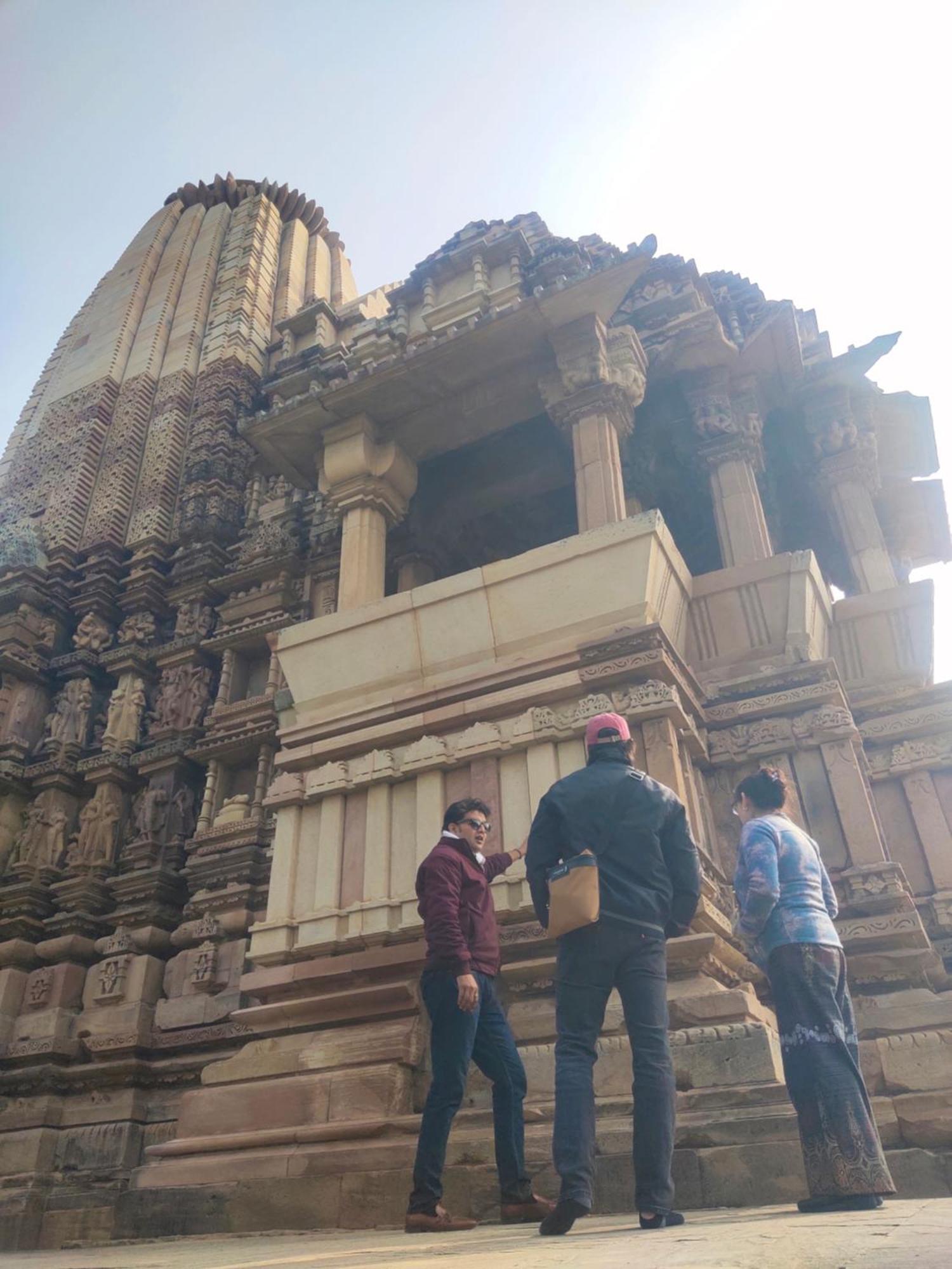 Khajuraho Glory Homestay Экстерьер фото